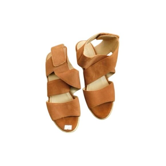 Naturalizer Soul Size 11 Brown Strappy Leather Wedge Heels NEW - Picture 2 of 4